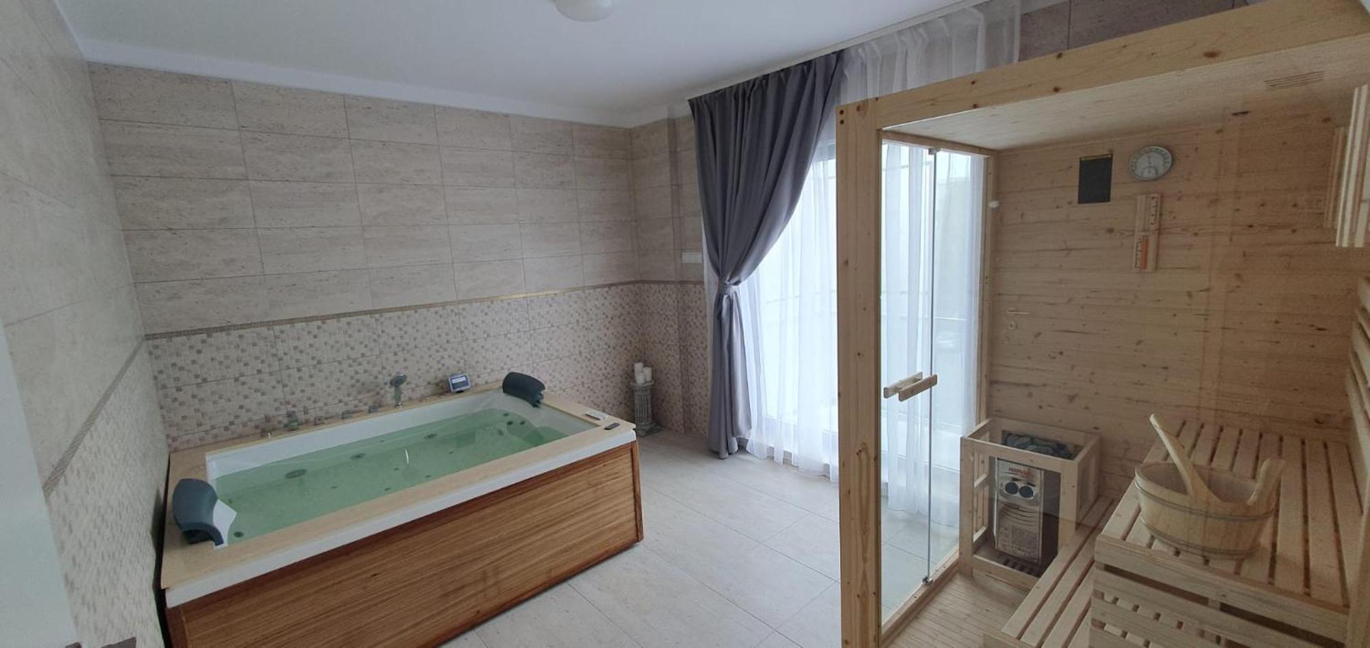 Cinque Stelle Hotel Apartments Cluj-Napoca Eksteriør billede