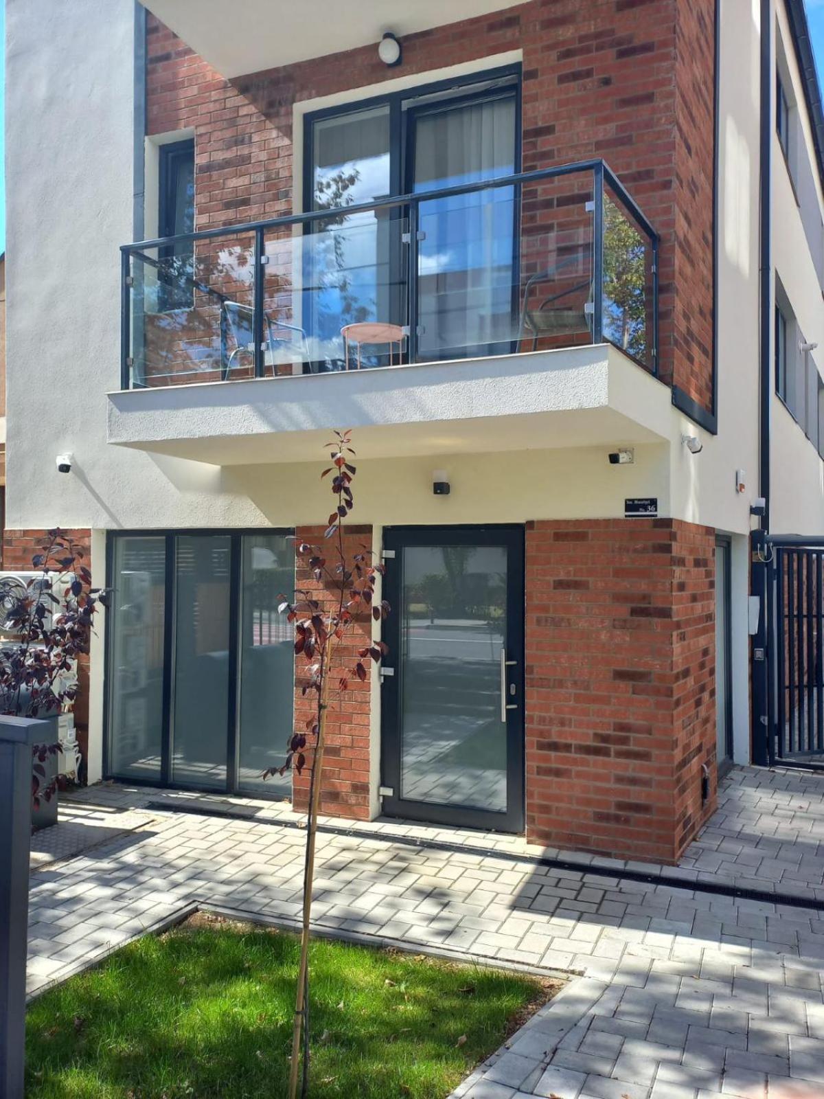 Cinque Stelle Hotel Apartments Cluj-Napoca Eksteriør billede